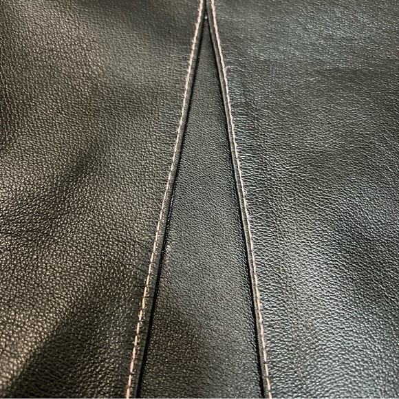 VINTAGE METROSTYLE Black Leather Flared Gored
A-line Fully Lined Goth Skirt 10 - Picture 12 of 12